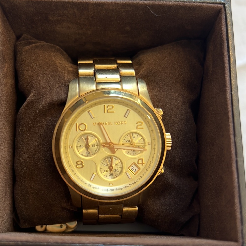 Michael Kors watch gold